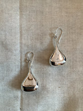 Pear Drop Dangle 3.3cm