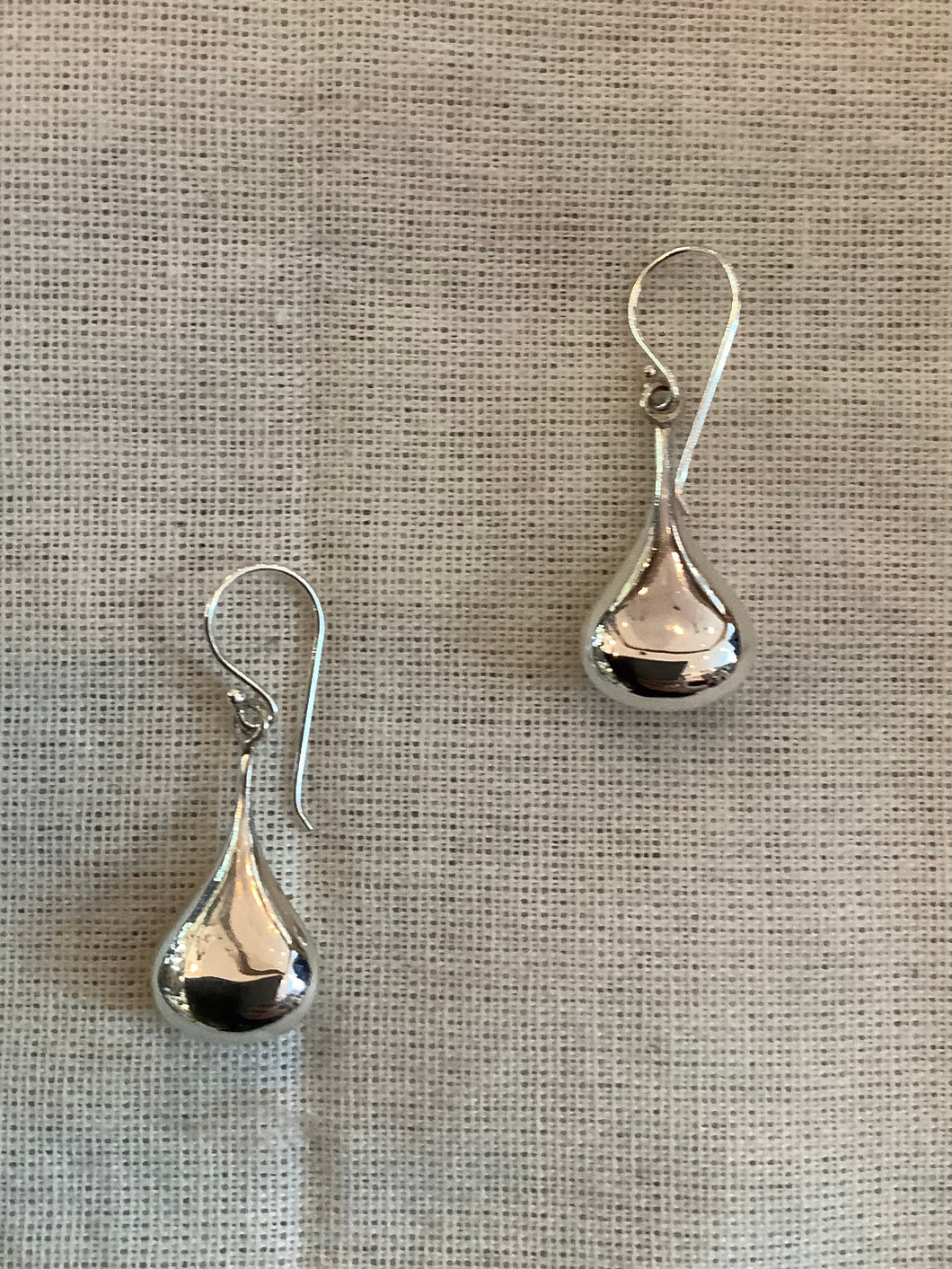 Pear Drop Dangle 2.2cm