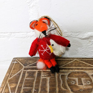 Hanging Fox & Chicken