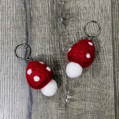 Red Felt Mushroom Keyring