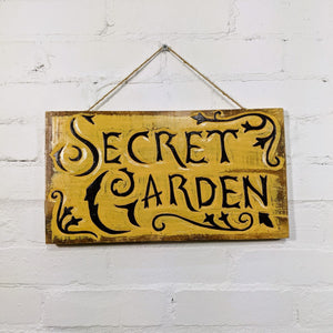 'Secret Garden' Wall Plaque