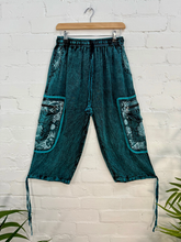Jeri 3/4 Length Stonewash Sun Print Cargo Pants