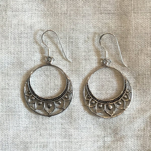 Crescent Filigree Earring 2.3cm