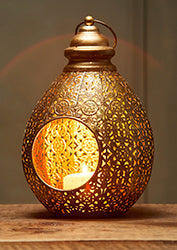 Metal Teardrop Lantern