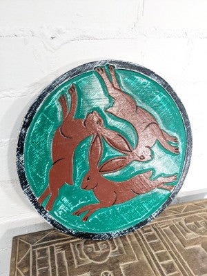 Round Hare Plaque